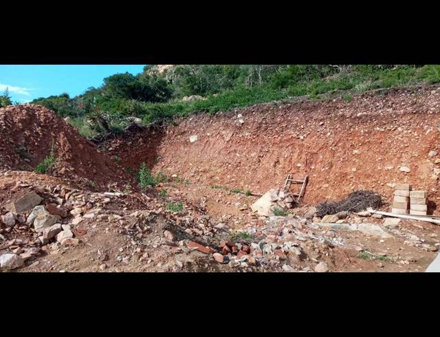 LAND FOR SALE IN VAKANSIEPLAAS